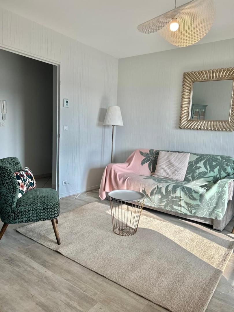 The Belvedere: City Centre With Magnificent Views Apartment Poitiers Bagian luar foto
